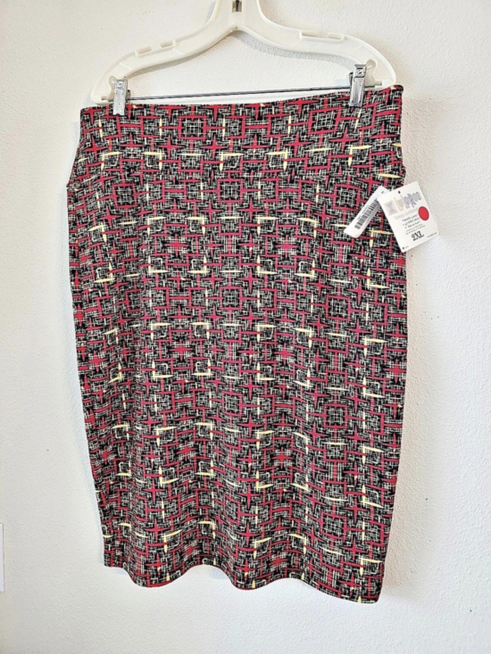LuLaRoe Cassie Skirt Geometric Midi Black & Red 2XL NWT